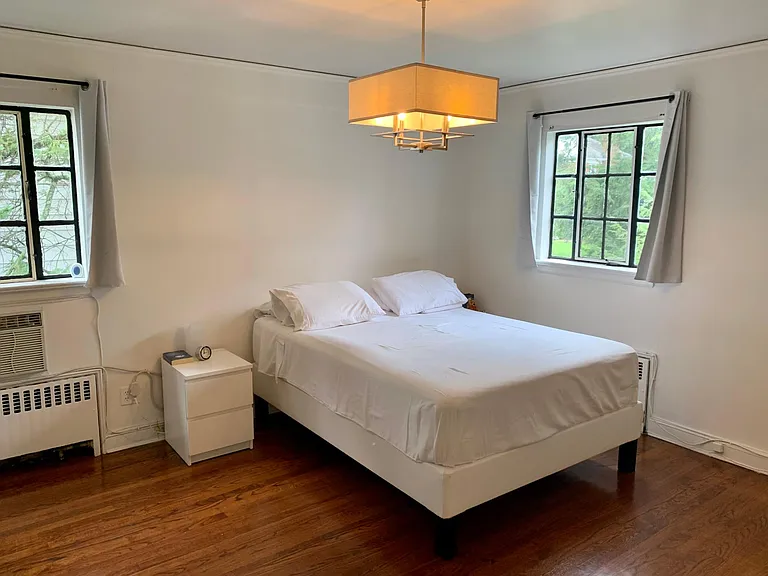 31 South Dr — Photo 11