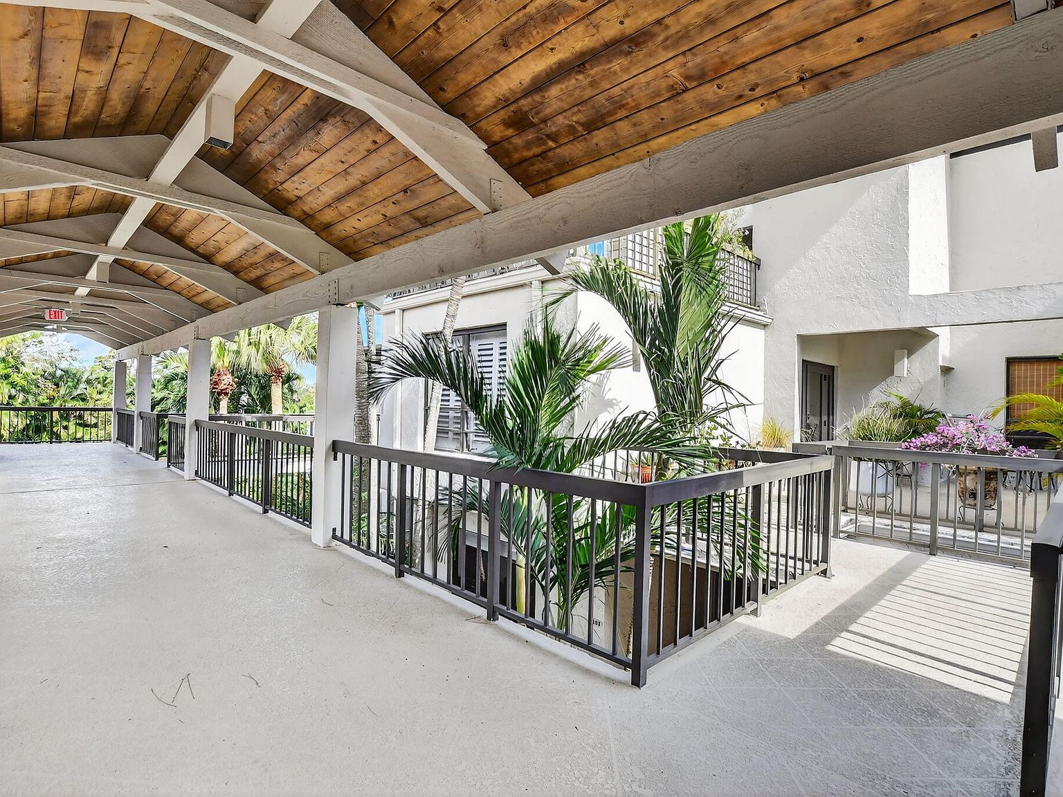 900 Greensward Lane #203-G