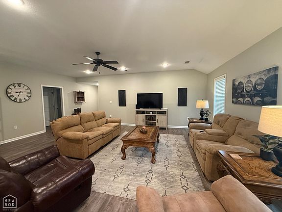 3rd image of 5735 Brookshire Dr