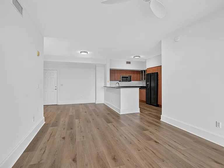 233 S Federal Hwy #623 — Photo 5