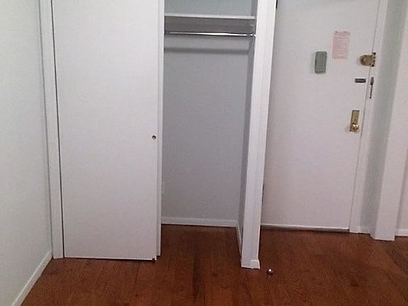 3rd image of 228 W 18th St #1