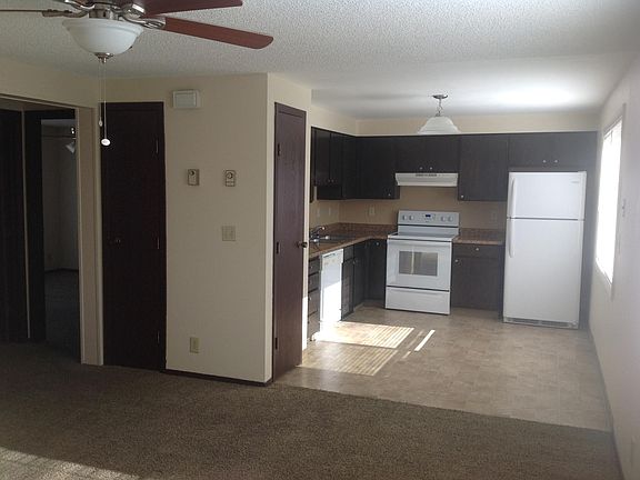 5th image of 230 Shoshone Ave APT 3