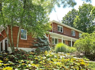 1260 McKeel St, Yorktown Heights, NY 10598