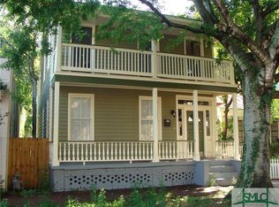 318 W Waldburg St, Savannah, GA 31401