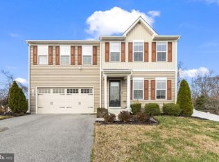 12 Willow Woods Dr, La Plata, MD 20646