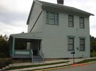 127 Spring St, Coal Center, PA 15423