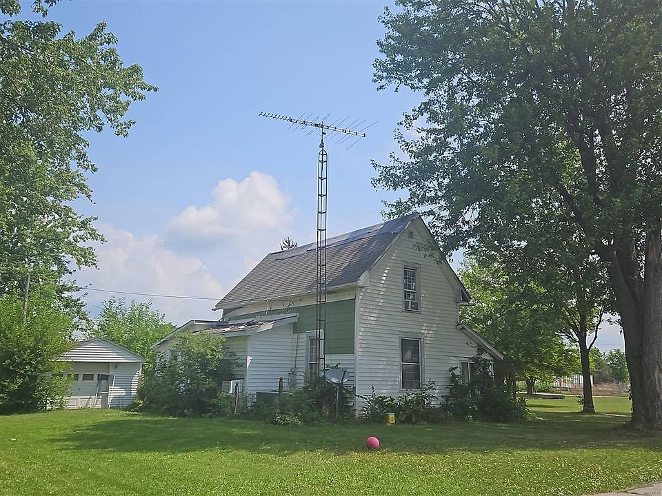 1st image of 311 E Division St