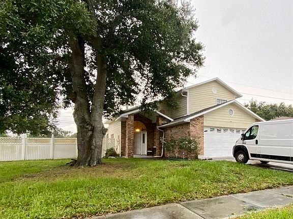 3rd image of 11630 Darlington Dr