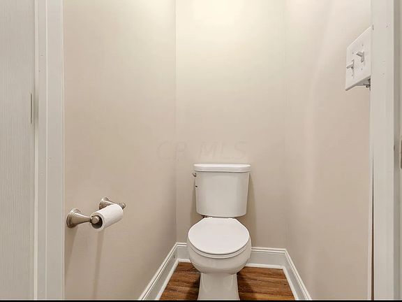 2nd image of 660 Kimball Pl