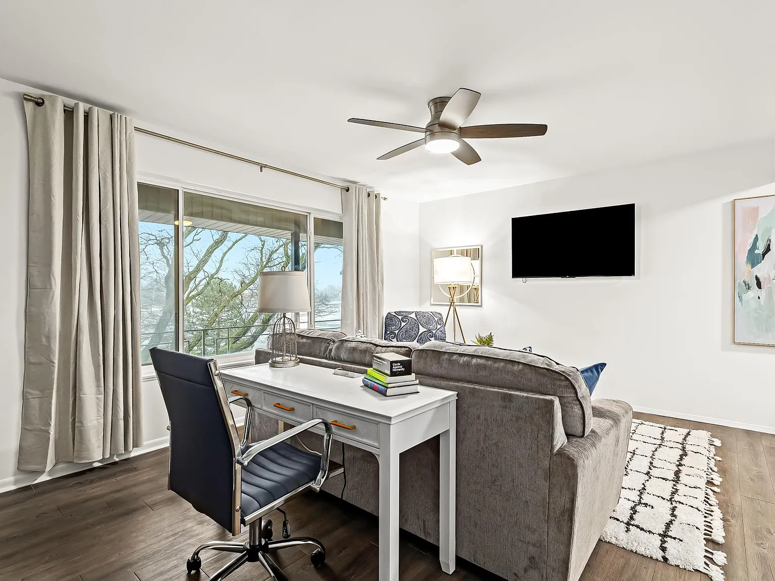 1 bed, 750 sqft, $3,500 — Photo 2