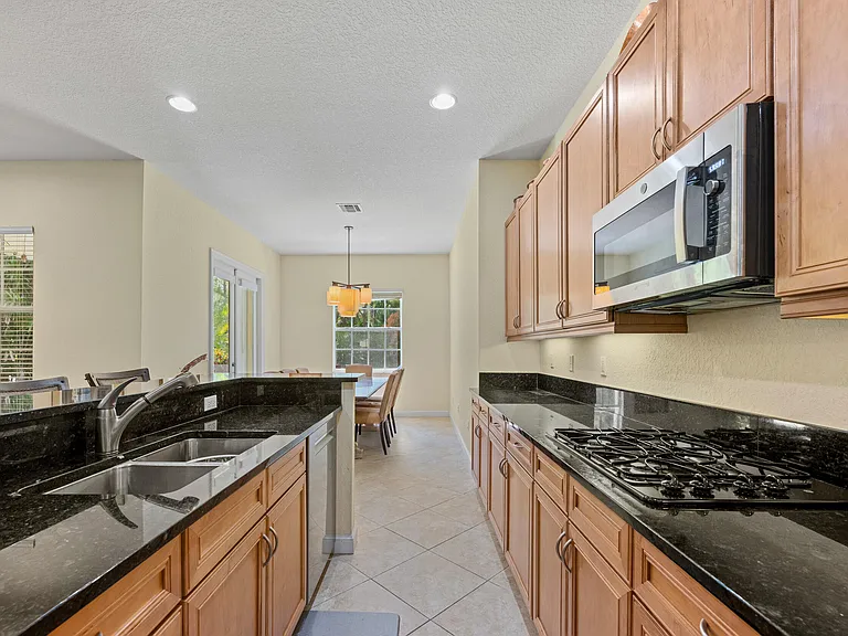 1043 Vintner Blvd — Photo 29