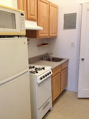 Rented by Prince Real Estate Associates LLC | media 17