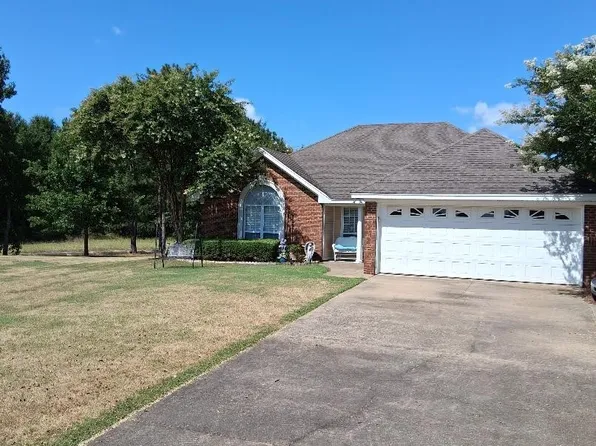 6800 Sandfield Dr, Montgomery, AL 36117
