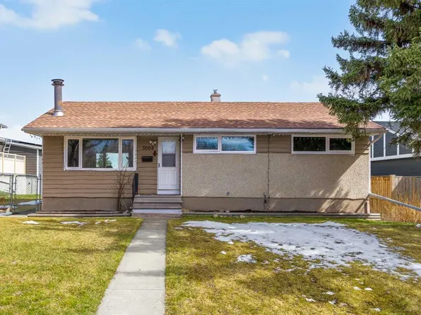 5008 W 2nd St NW, Calgary, AB T2K 0Z3