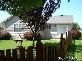2nd image of 5 Jennifer Dr