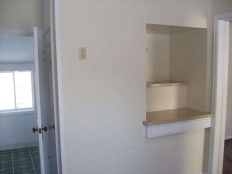 1017 Barland St #1 — Photo 8