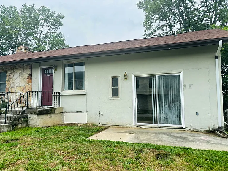 590 Peppers Ferry Rd NW — Photo 4