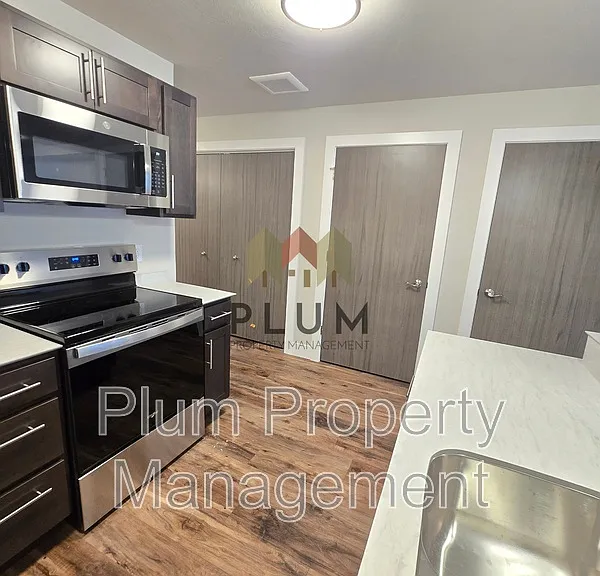 425 Michigan Ave #305 — Photo 7