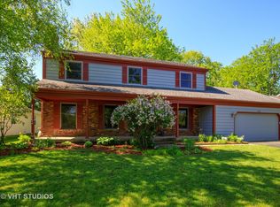 523 Patricia Ct, Grayslake, IL