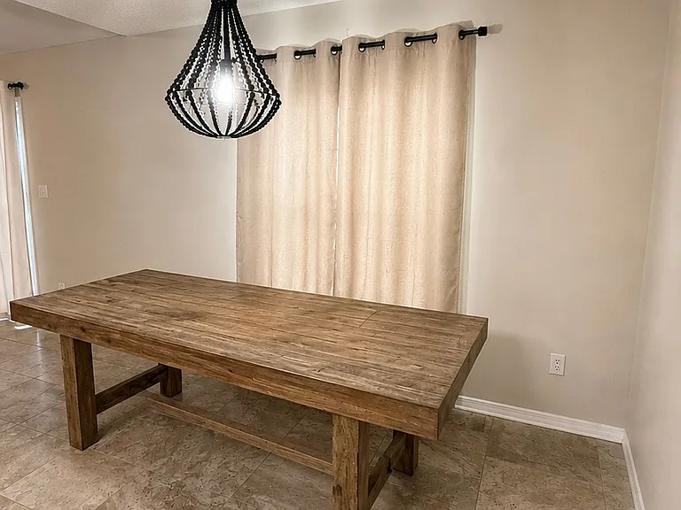 657 Intracoastal Cir — Photo 2