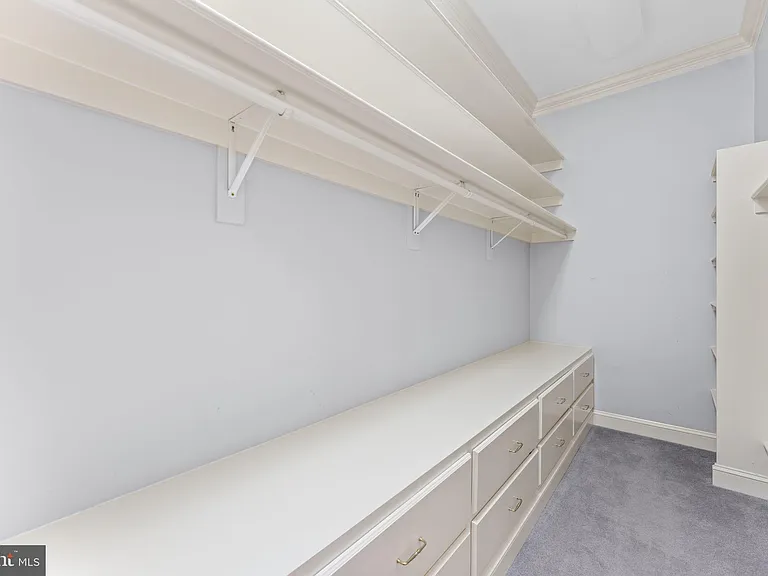 8541 Old Dominion Dr — Photo 49