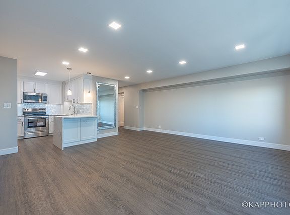 5th image of 3600 N Lake Shore Dr APT 1310