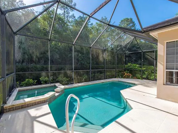 9246 Troon Lakes Dr, Naples, FL 34109