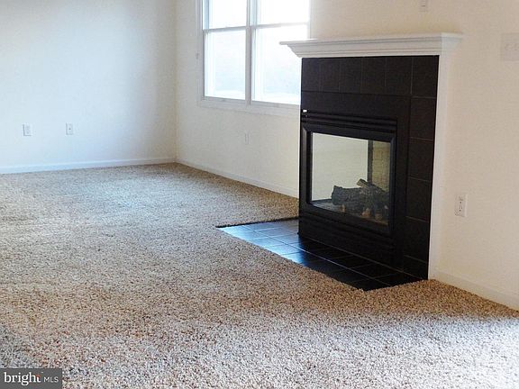 3rd image of 205 Golden Eye Ct #205