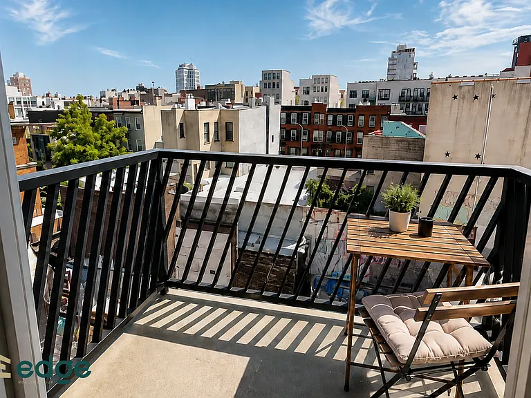 268 Metropolitan Ave #4L — Photo 2