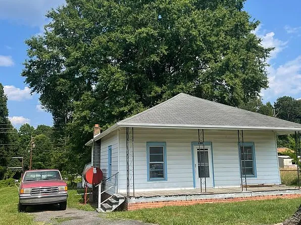 3102 Railroad St, Gastonia, NC 28056
