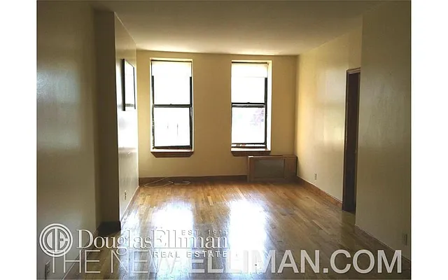 Rented by Douglas Elliman | media 17