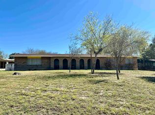 301 Candlewood Rd, Laredo, TX 78045