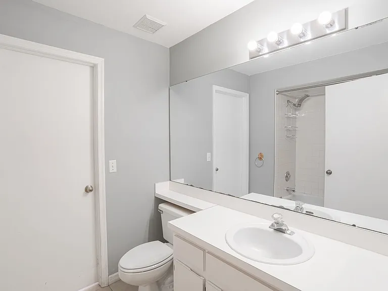 10435 Crestfield Dr — Photo 39