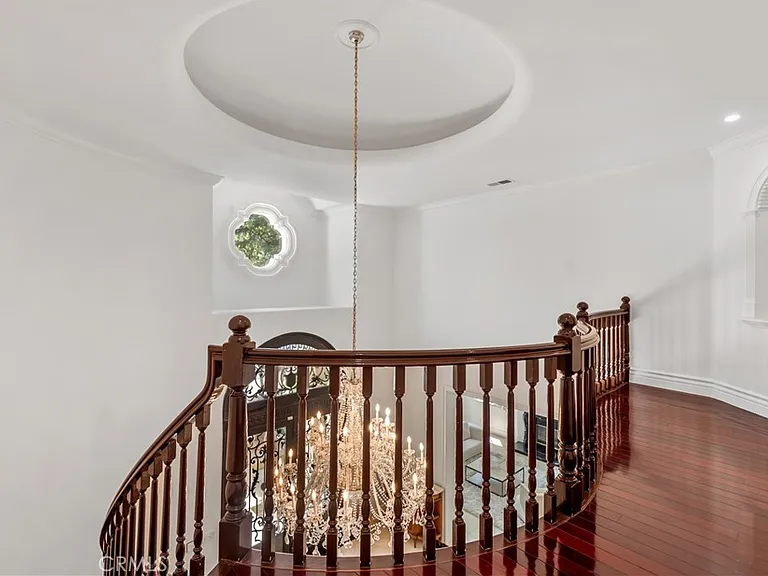 5267 Newcastle Ln — Photo 15