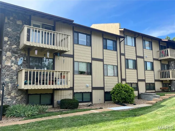 80 Lemans Ct #80, Lake Saint Louis, MO 63367