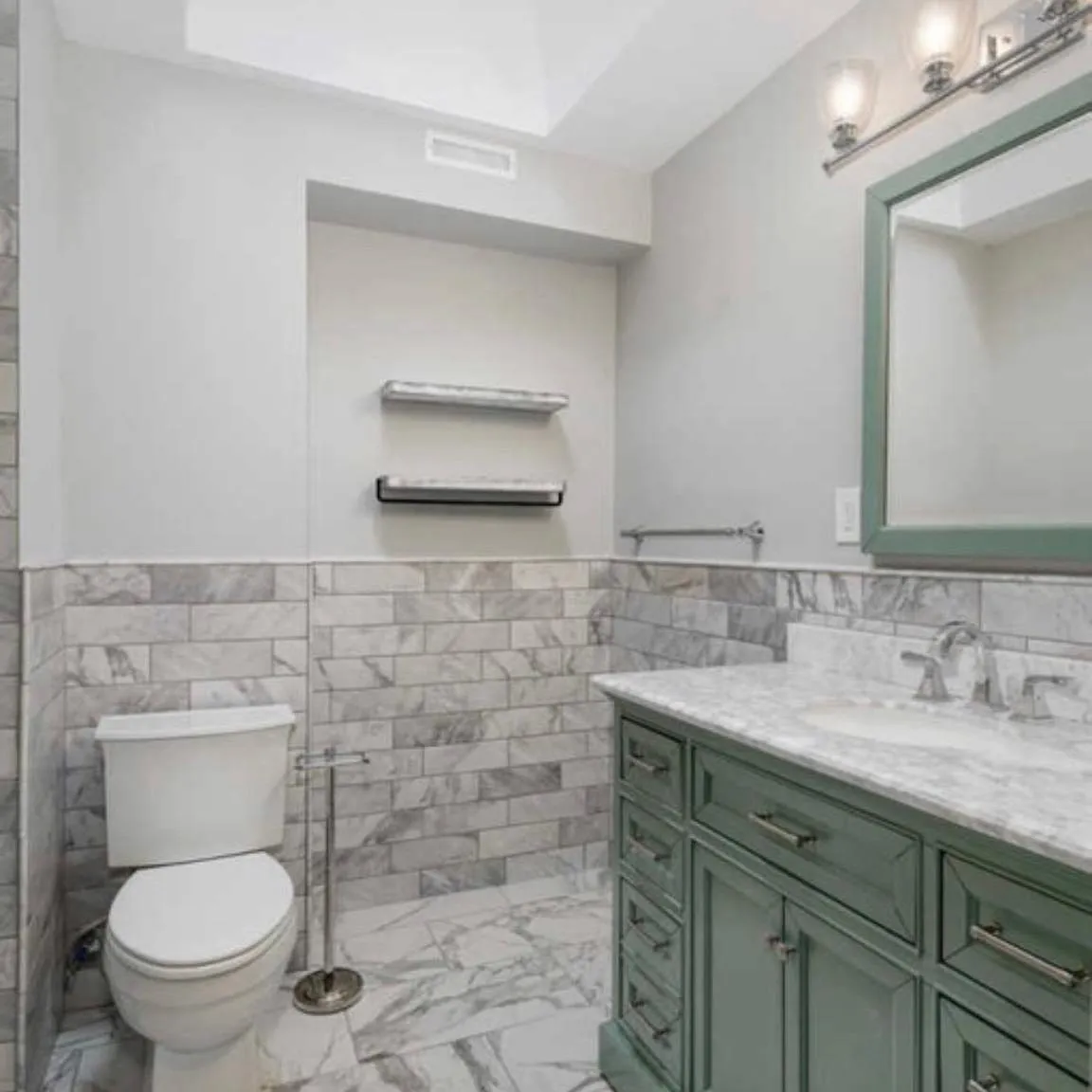 1439 S Etting St — Photo 3