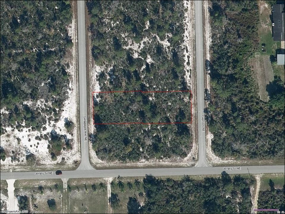 2nd image of 344 Galapagos Ave NE