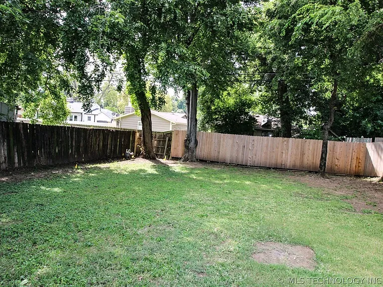 5510 S Owasso Ave — Photo 15