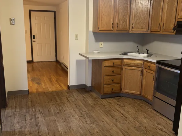 15-17-19 Johnston Avenue - 15 - 1st Fl Rear, 15 Johnston Ave, Cohoes, NY 12047