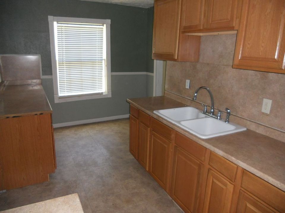 2nd image of 1704 7th St