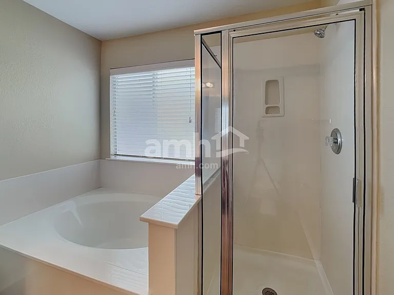 806 Silverado Way — Photo 14