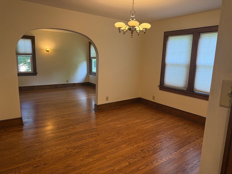 1st image of 43 Madison St #2