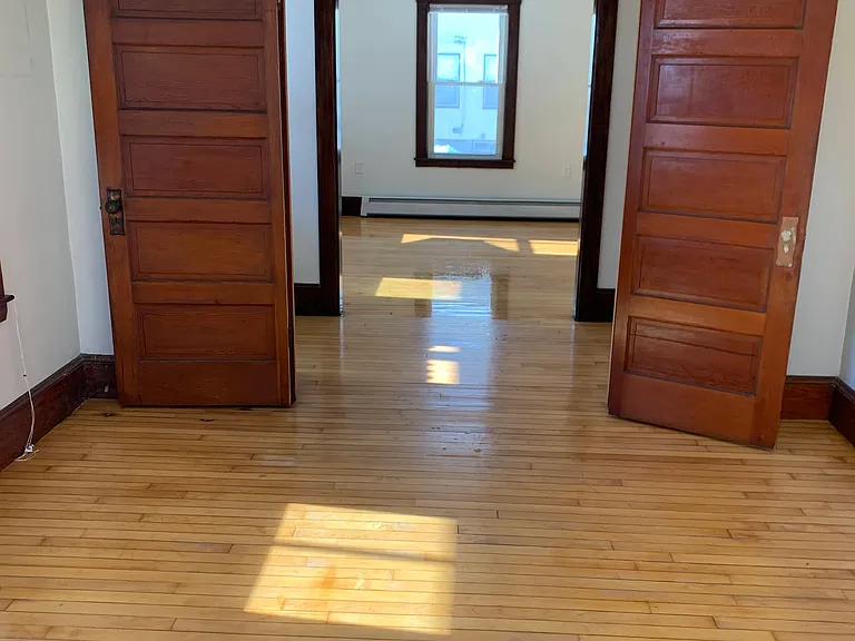 25 Glendale St #A — Photo 7