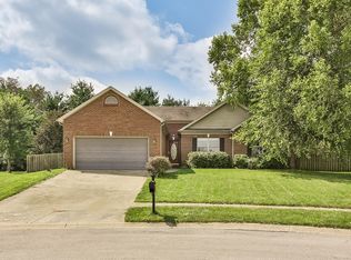 48 N Country Dr, Shelbyville, KY 40065