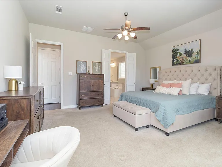 3010 Flora Manor Dr — Photo 22
