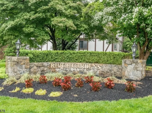 905 Thoreau Ct, Mahwah Twp., NJ 07430