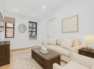 421 W 21st St #1C, New York, NY 10011