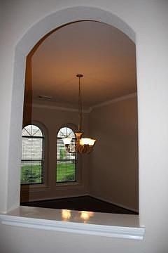 3rd image of 115 N Archwyck Cir