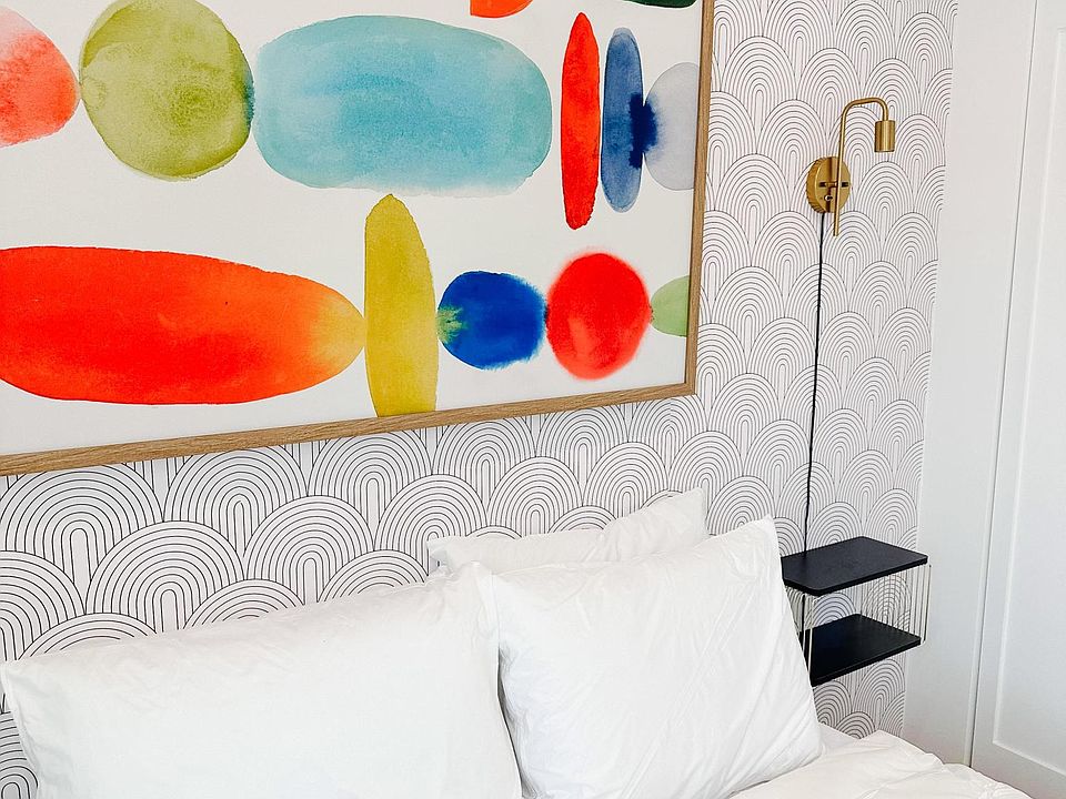 closeup of Queen bed
