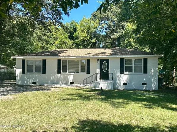 104 Sparta St, Warner Robins, GA 31088
